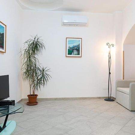casa vacanza Rosy di Guida Rosy Giungano Exterior foto
